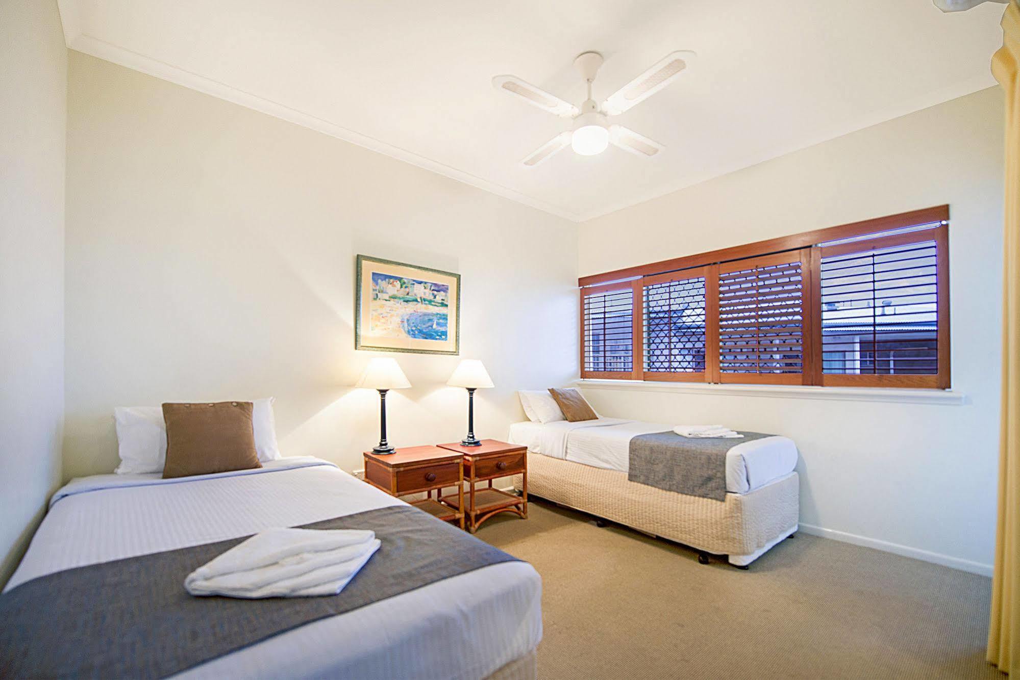 Whale Watch Ocean Beach Resort Пойнт Лукаут Екстериор снимка